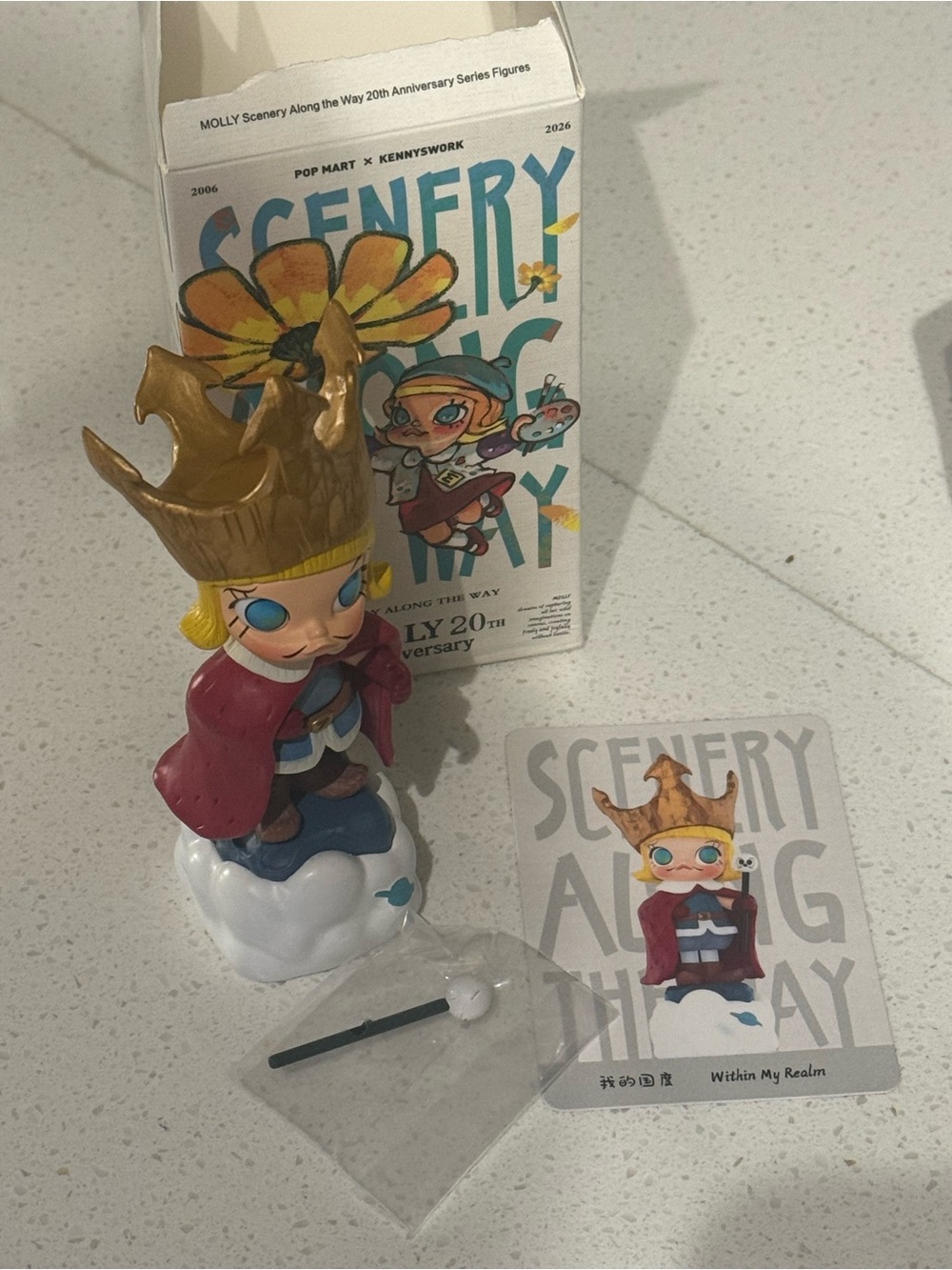 Pop Mart MOLLY Scenery Along the Way 20th
Anniversary Series Figures